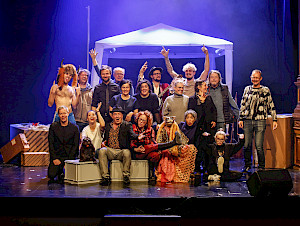 Die Bundesordner-Crew nach der gelungenen Premiere.
©Bilder: chicoartworks.com