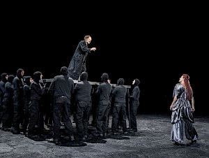 King Lear ist Simeon Meiers aktuellste Bühne, die im Herbst am Schauspiel Köln zu sehen war.