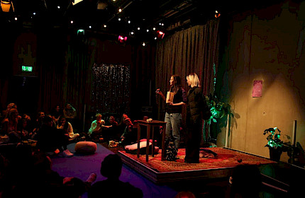 Dare to show yourself!