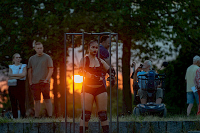 lo.me, Ultra, 2023, Photo von Sévérine Kpoti / Biennale für Freiburg 2