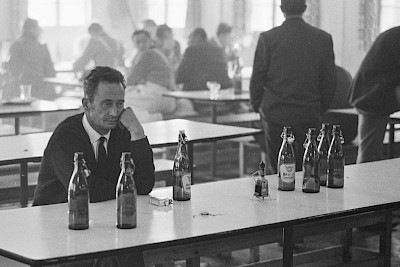DIE WUNDERSAME VERWANDLUNG DER ARBEITERKLASSE IN AUSLÄNDER