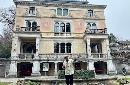 Die geheimnisvolle Villa Patumbah
