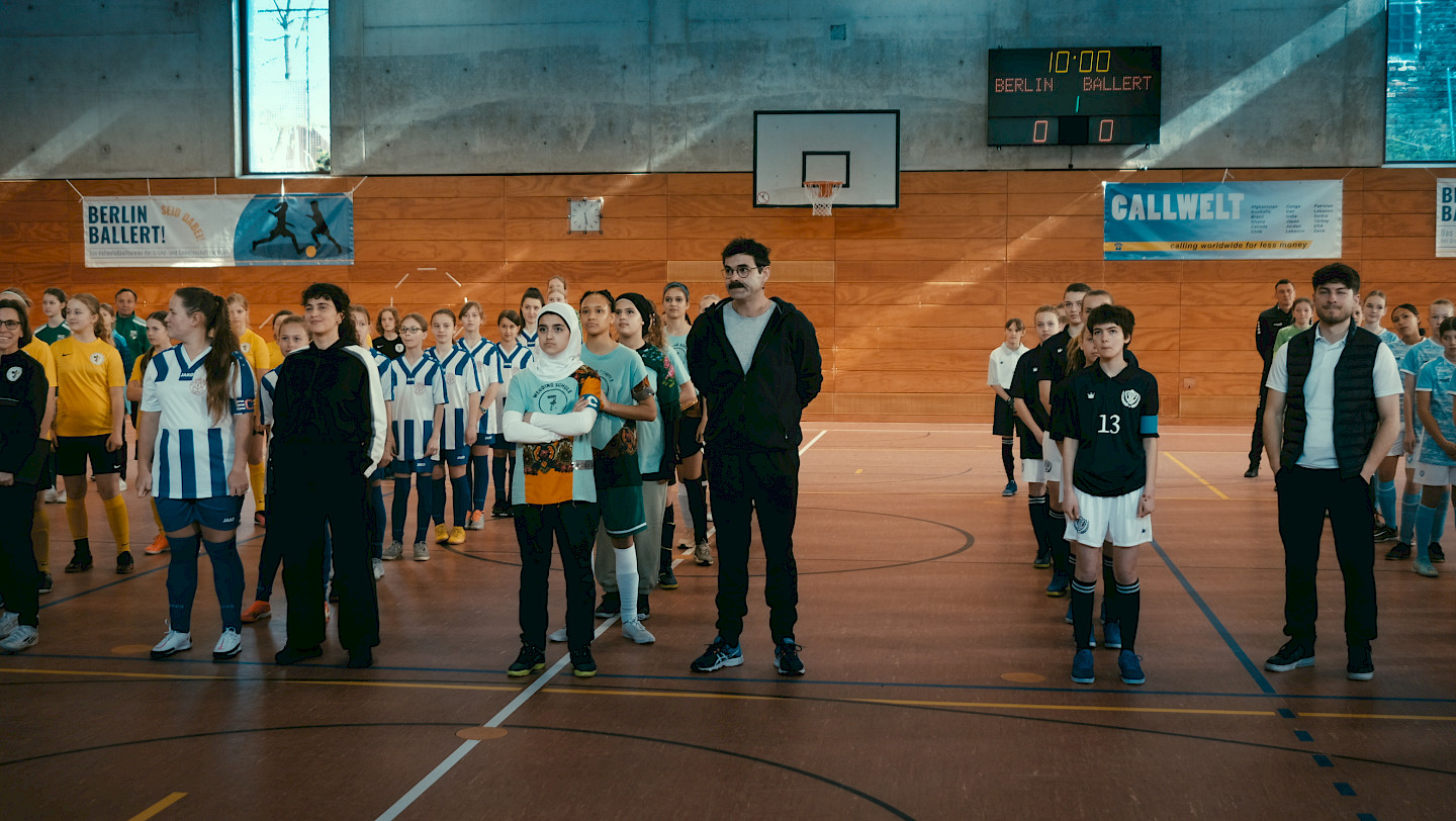 Her Game Culture: Being a Film Winner and Community Watching