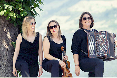 InterFolk and Kapelle Mathi Landtwing