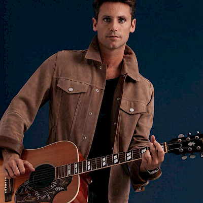 Bastian Baker