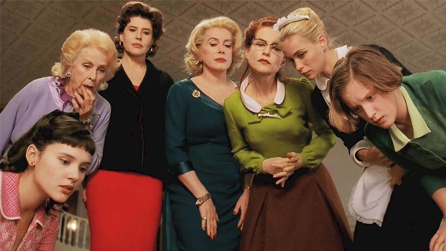 8 femmes