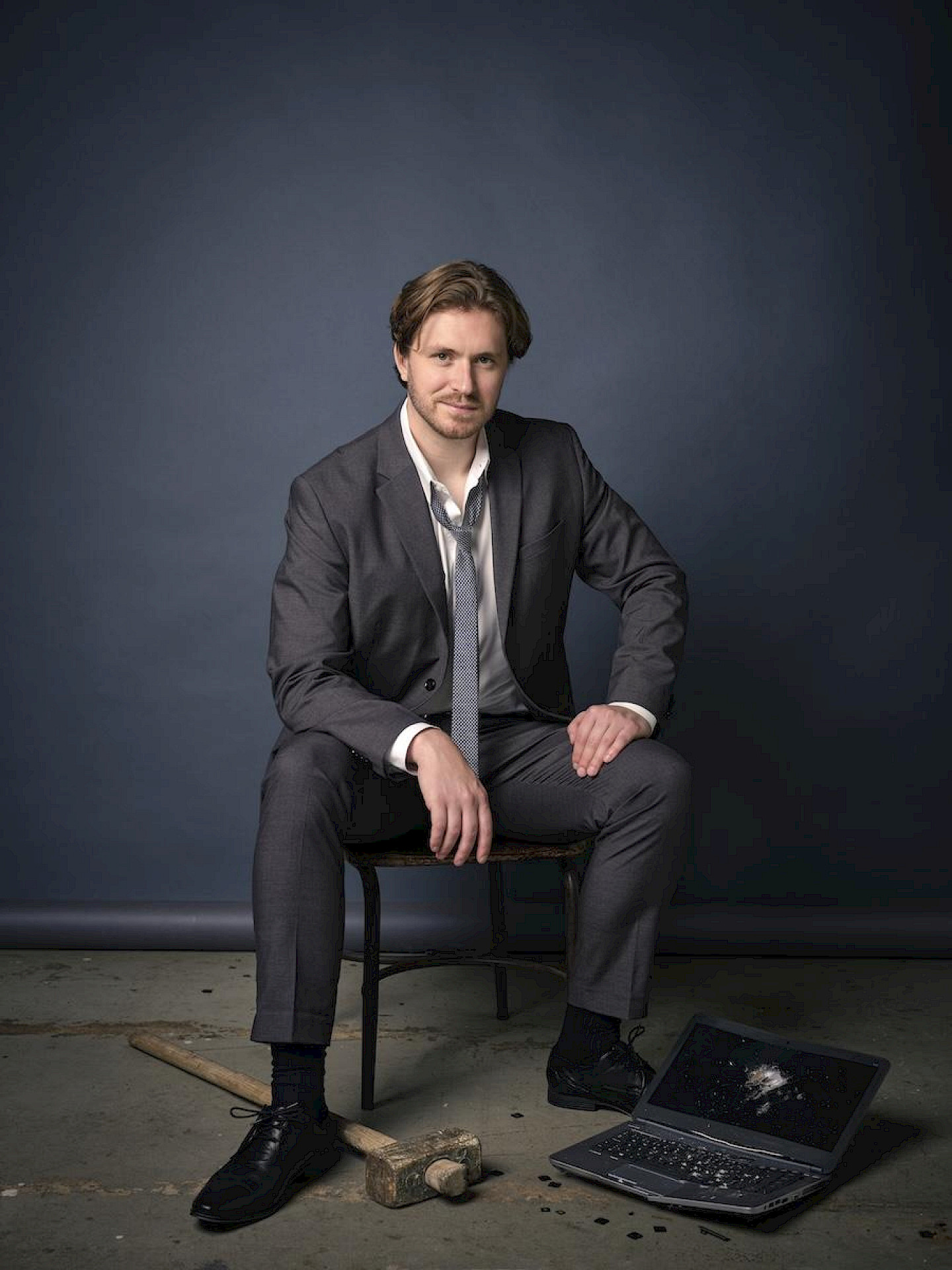 Gregor Stäheli – Out Of Office